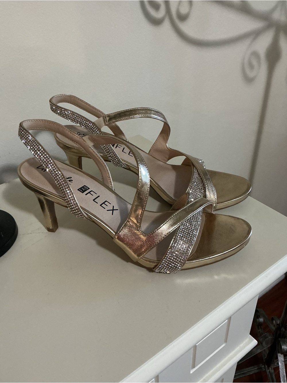 Life stride Flex Metallic Gold Rhinestone Slingback Heels Size 10 NWOT